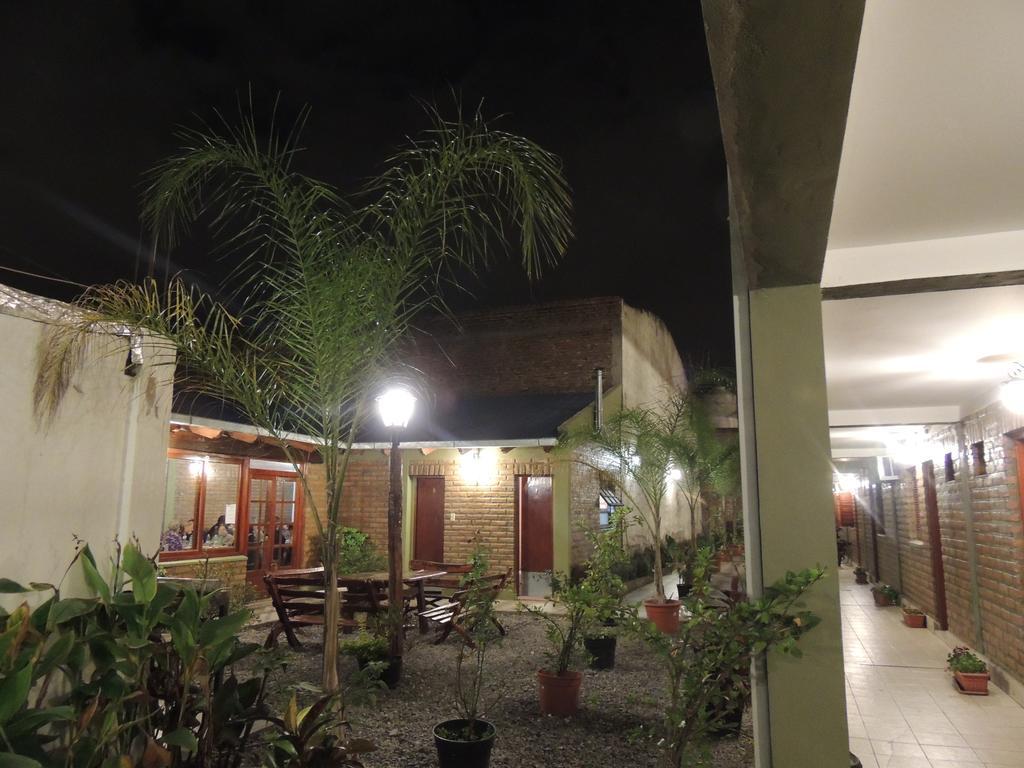 Hotel Buenos Aires Салта Екстериор снимка