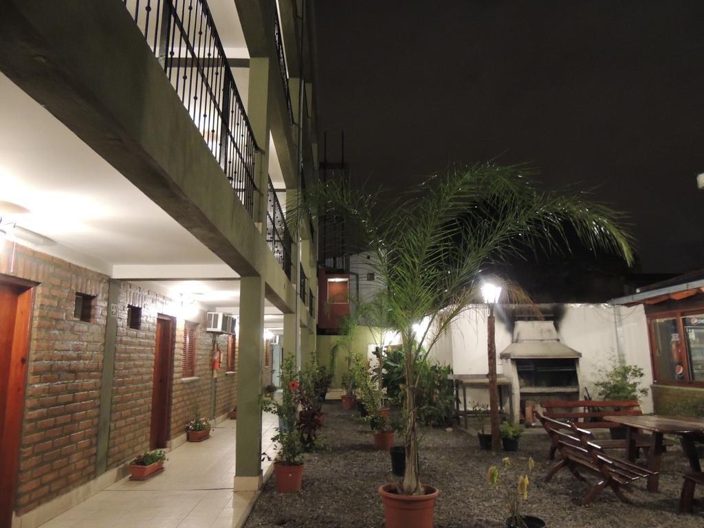 Hotel Buenos Aires Салта Екстериор снимка