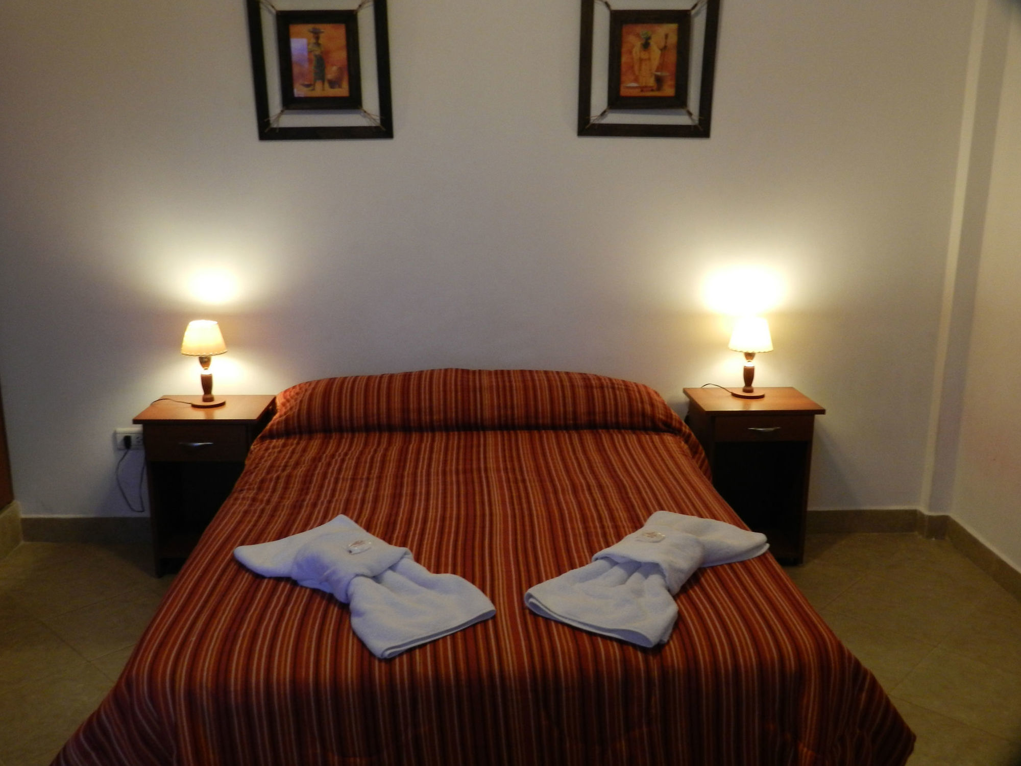 Hotel Buenos Aires Салта Екстериор снимка