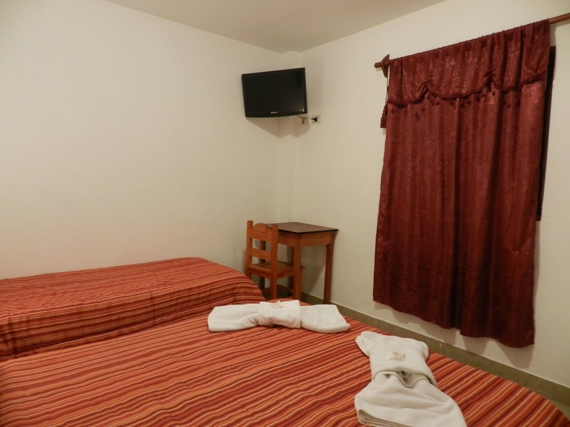 Hotel Buenos Aires Салта Екстериор снимка